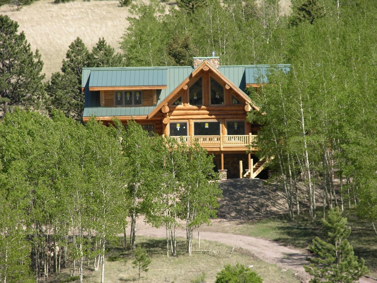 Log Home Exteriors - Jeremiah Johnson Custom Log Homes